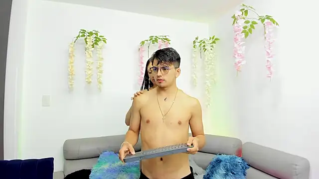 UNIVERSAL SEXX  online show from 10/01/25, 05:46