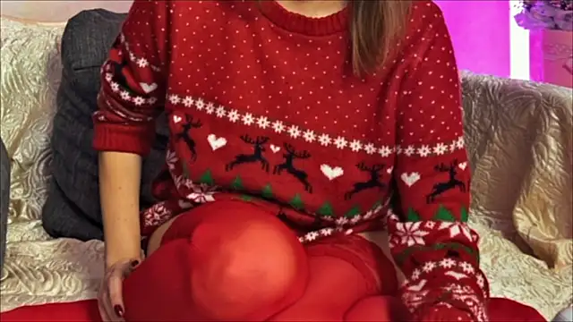 Selena Sweetie online show from 12/18/25, 11:05