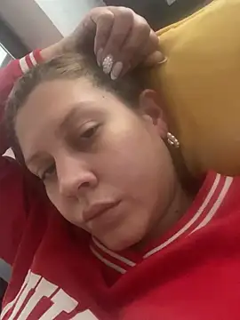 Snapshot of andreinitahg chatting on 01/06/25, 04:13 andreinitahg online show from 01/06/25, 04:13