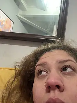 Snapshot of andreinitahg chatting on 03/18/25, 07:08 andreinitahg online show from 03/18/25, 07:08