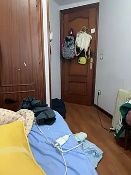 Snapshot of andreinitahg chatting on 03/19/25, 08:01 andreinitahg online show from 03/19/25, 08:01