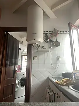 Snapshot of andreinitahg chatting on 03/20/25, 09:15 andreinitahg online show from 03/20/25, 09:15