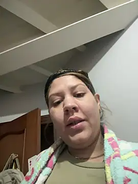 Snapshot of andreinitahg chatting on 03/22/25, 08:08 andreinitahg online show from 03/22/25, 08:08