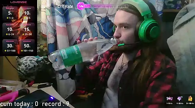 Snapshot of nicolasdumand21 chatting on 12/06/24, 01:00 nicolasdumand21 online show from 12/06/24, 01:00