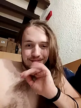 nicolasdumand21 online show from 12/17/25, 11:00