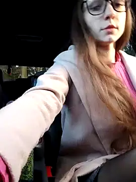 Snapshot of Milky_flexy_cat chatting on 01/15/25, 03:29 Milky flexy cat online show from 01/15/25, 03:29