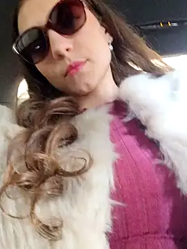 Snapshot of Milky_flexy_cat chatting on 03/18/25, 02:15 Milky flexy cat online show from 03/18/25, 02:15