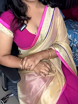 Tanvi-patil online show from 12/02/24, 04:31