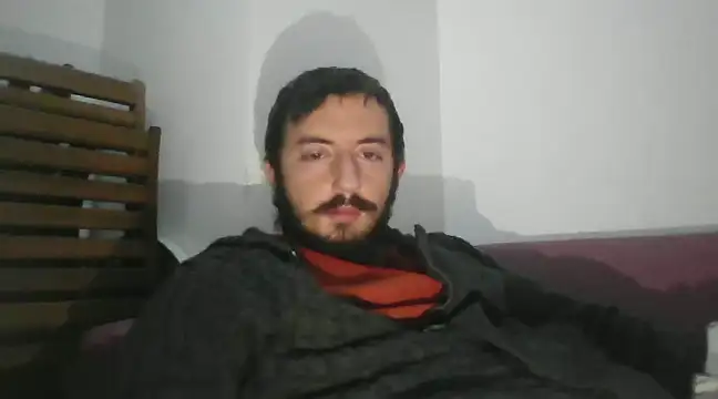 Snapshot of laynufff chatting on 01/16/25, 03:46 laynufff online show from 01/16/25, 03:46