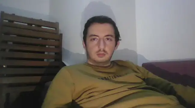 Snapshot of laynufff chatting on 01/24/25, 03:45 laynufff online show from 01/24/25, 03:45