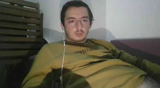 Snapshot of laynufff chatting on 01/24/25, 06:46 laynufff online show from 01/24/25, 06:46