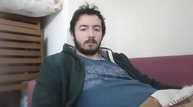 Snapshot of laynufff chatting on 02/26/25, 06:37 laynufff online show from 02/26/25, 06:37