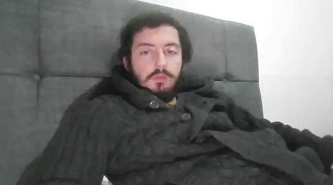 Snapshot of laynufff chatting on 03/21/25, 11:34 laynufff online show from 03/21/25, 11:34