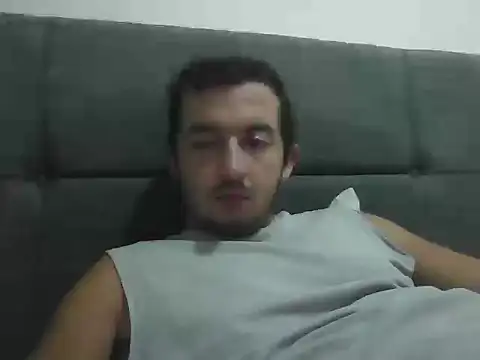 Snapshot of laynufff chatting on 09/19/25, 09:26 laynufff online show from 09/19/25, 09:26