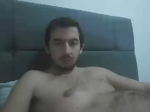 Snapshot of laynufff chatting on 11/27/25, 05:26 laynufff online show from 11/27/25, 05:26