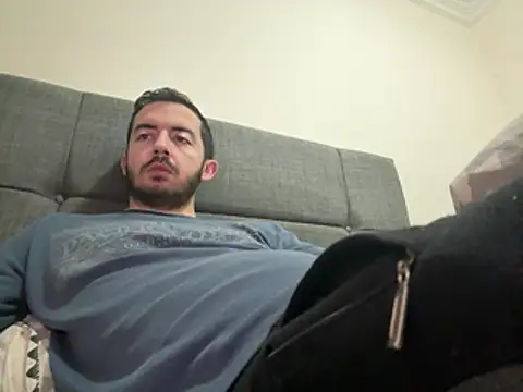 laynufff online show from 04/22/26, 05:32