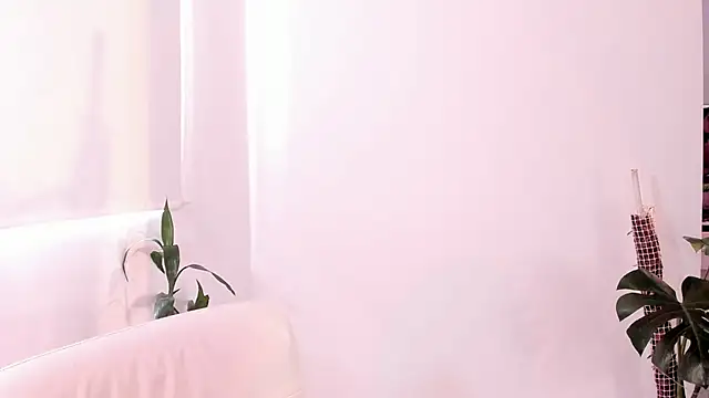 rossth1 online show from 03/18/26, 07:17