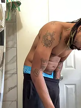 1BeautyN1Beast online show from 12/08/24, 05:33