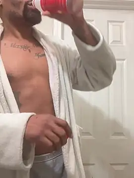 1BeautyN1Beast online show from 01/28/25, 04:08