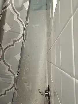 1BeautyN1Beast online show from 03/05/25, 12:44