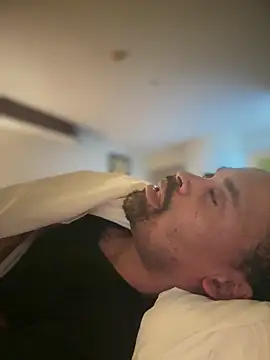 1BeautyN1Beast online show from 03/01/26, 04:03