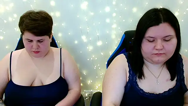 BeckyAndHellen online show from 12/22/25, 08:06