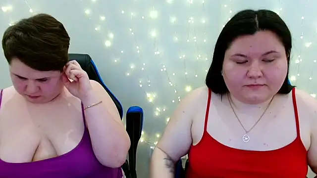 BeckyAndHellen online show from 04/22/26, 11:45