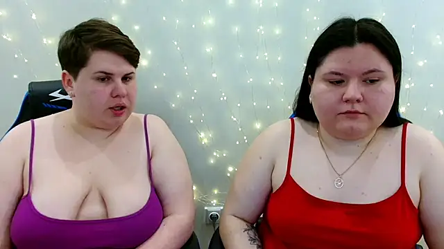 BeckyAndHellen online show from 04/23/26, 10:03
