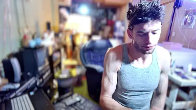 Snapshot of savageconfidence chatting on 10/04/25, 05:49 savageconfidence online show from 10/04/25, 05:49