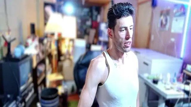 Snapshot of savageconfidence chatting on 10/07/25, 08:11 savageconfidence online show from 10/07/25, 08:11