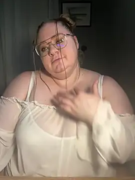 Snapshot of Chloe_WS chatting on 03/04/25, 02:17 Chloe WS online show from 03/04/25, 02:17