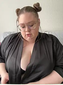 Snapshot of Chloe_WS chatting on 03/17/25, 10:06 Chloe WS online show from 03/17/25, 10:06