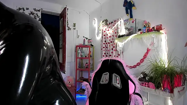 lady sontse  online show from 04/05/26, 06:49