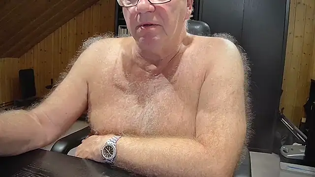 biggandybig online show from 10/08/25, 04:21