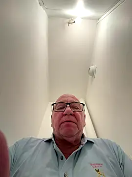 biggandybig online show from 11/30/25, 09:41