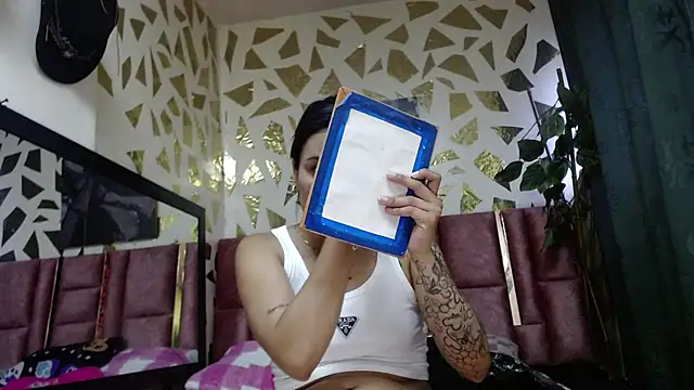 Yaumiko online show from 10/07/25, 11:40