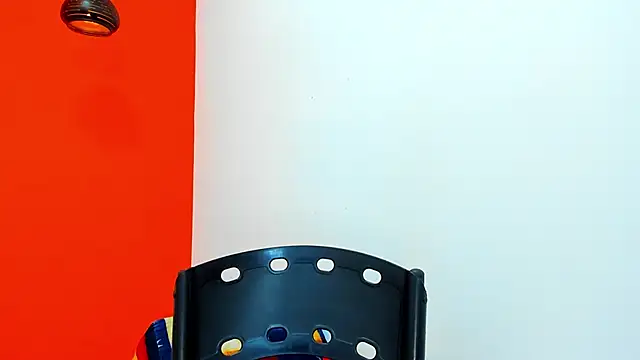 Snapshot of malu_horny_69 chatting on 01/08/25, 01:32 malu horny 69 online show from 01/08/25, 01:32