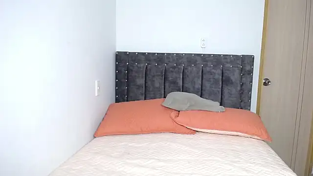 Megan mancini online show from 12/22/25, 12:40