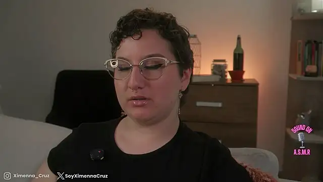 Ximenna Cruz online show from 11/08/25, 09:24