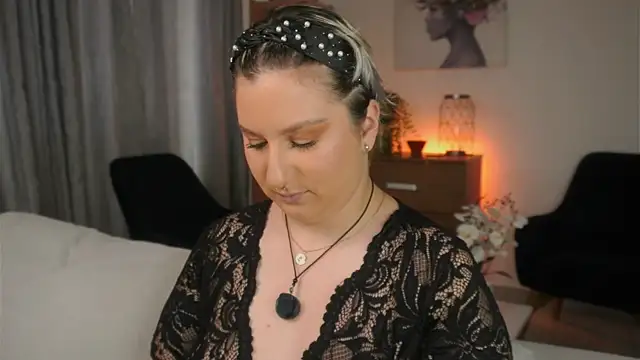 Ximenna Cruz online show from 02/21/26, 01:01