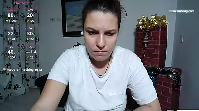 Snapshot of alexia_87 chatting on 12/28/24, 03:04 alexia 87 online show from 12/28/24, 03:04