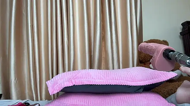 SexyAudreyFuck online show from 10/14/25, 12:33