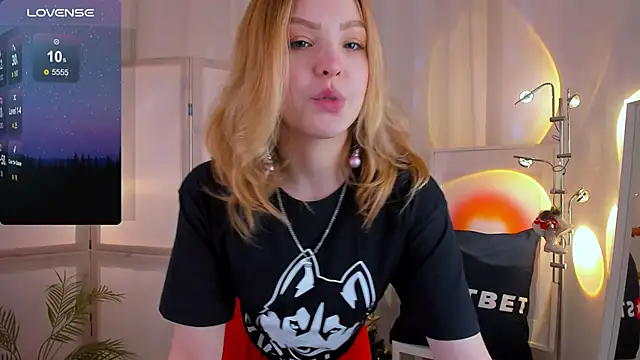 stay with alice online show from 12/05/24, 01:49