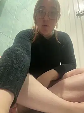 conniejames m online show from 03/18/25, 03:53