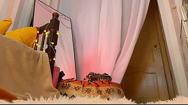 EmmyAmbros online show from 03/18/26, 06:33