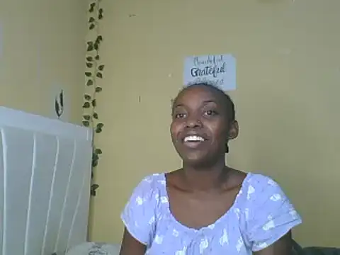 Snapshot of HoLy-ViRgiN chatting on 02/21/25, 04:26 HoLy-ViRgiN online show from 02/21/25, 04:26