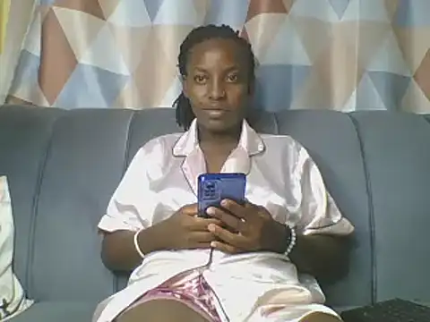 Snapshot of HoLy-ViRgiN chatting on 03/05/25, 12:38 HoLy-ViRgiN online show from 03/05/25, 12:38