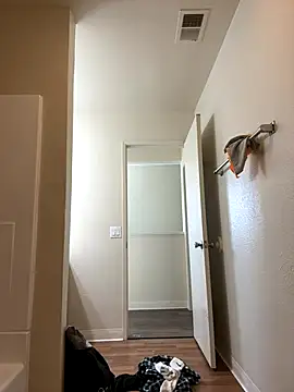 Chuckie 999 online show from 11/02/25, 07:38