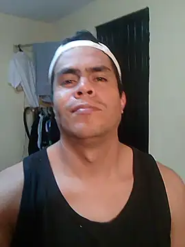 Snapshot of lozter345 chatting on 02/11/26, 03:11 lozter345 online show from 02/11/26, 03:11