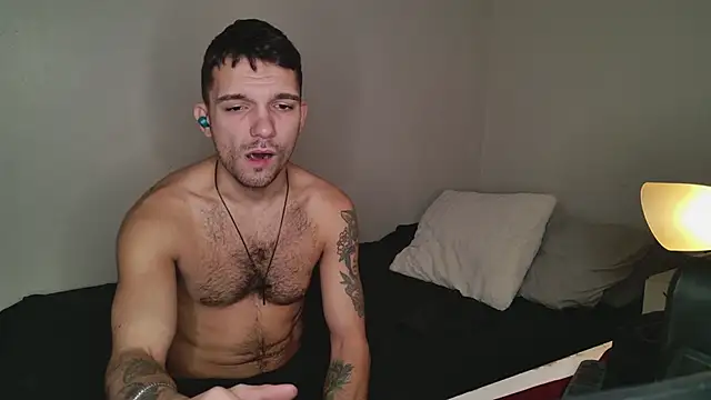 Snapshot of JackDesFeux chatting on 01/09/25, 11:45 JackDesFeux online show from 01/09/25, 11:45
